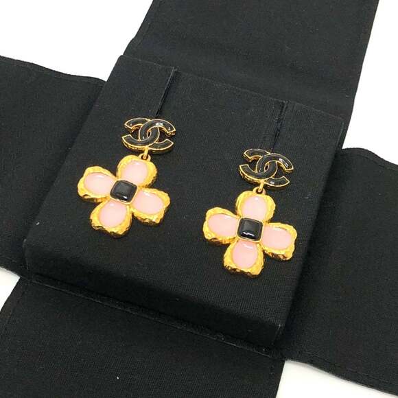 CHANEL Black Logo Earrings - Picture 12 of 13